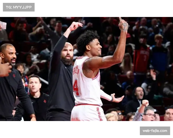 火箭魔术比赛,杰伦格林得分爆发力与班凯罗全面性对决 火箭魔术比赛,杰伦格林得分爆发力与班凯罗全面性对决